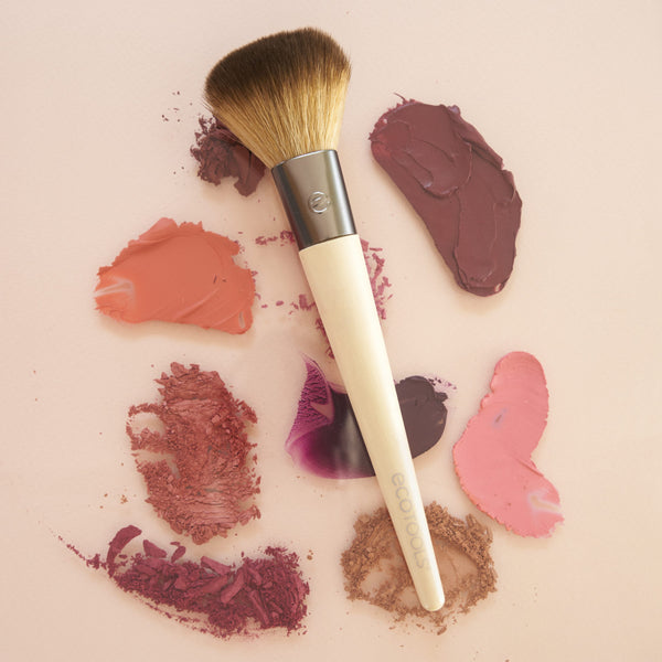 Ecotools | Precision Blush Brush | Curelondon.com | Free UK delivery |  A powder brush for applying face makeup. Has a square, dense shape allowing for precise colour application. An ultra-soft, cruelty-free brush. Made from natural and recycled materials. Reusable storage pouch.